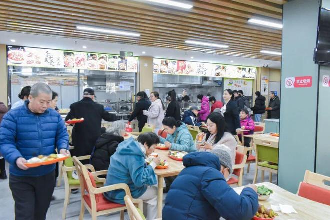 ”而上——净月高新区：以新质生产力绘就高质量发展新图景瓦力棋牌游戏关注丨向“新”而行 加“数”赋能 乘“势(图4)