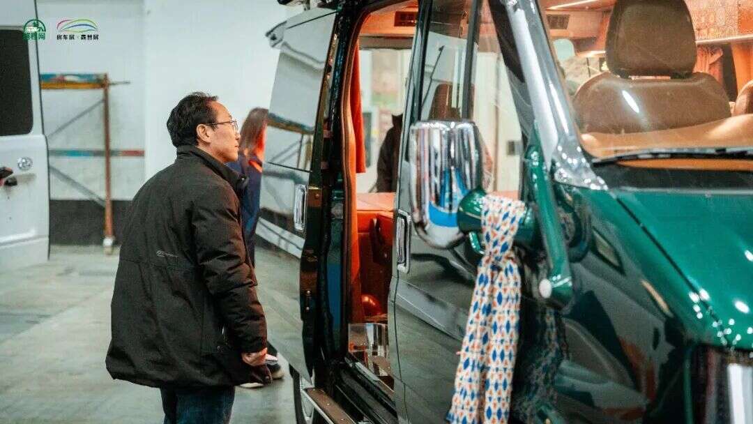 26开年首展武汉国际房车展盛大开幕瓦力娱乐棋牌一马当先聚势中部！20(图6)